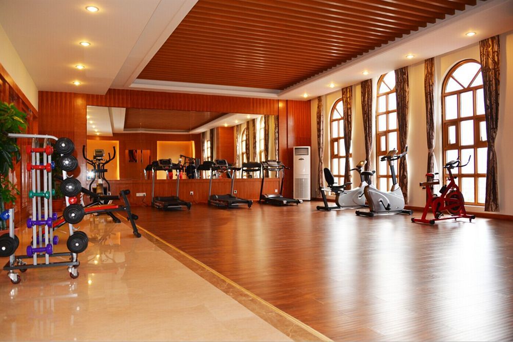 Golden Peacock Resort Hotel بيرا المظهر الخارجي الصورة