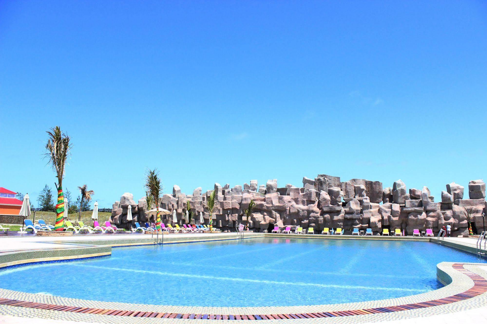 Golden Peacock Resort Hotel بيرا المظهر الخارجي الصورة