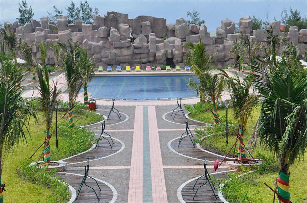 Golden Peacock Resort Hotel بيرا المظهر الخارجي الصورة