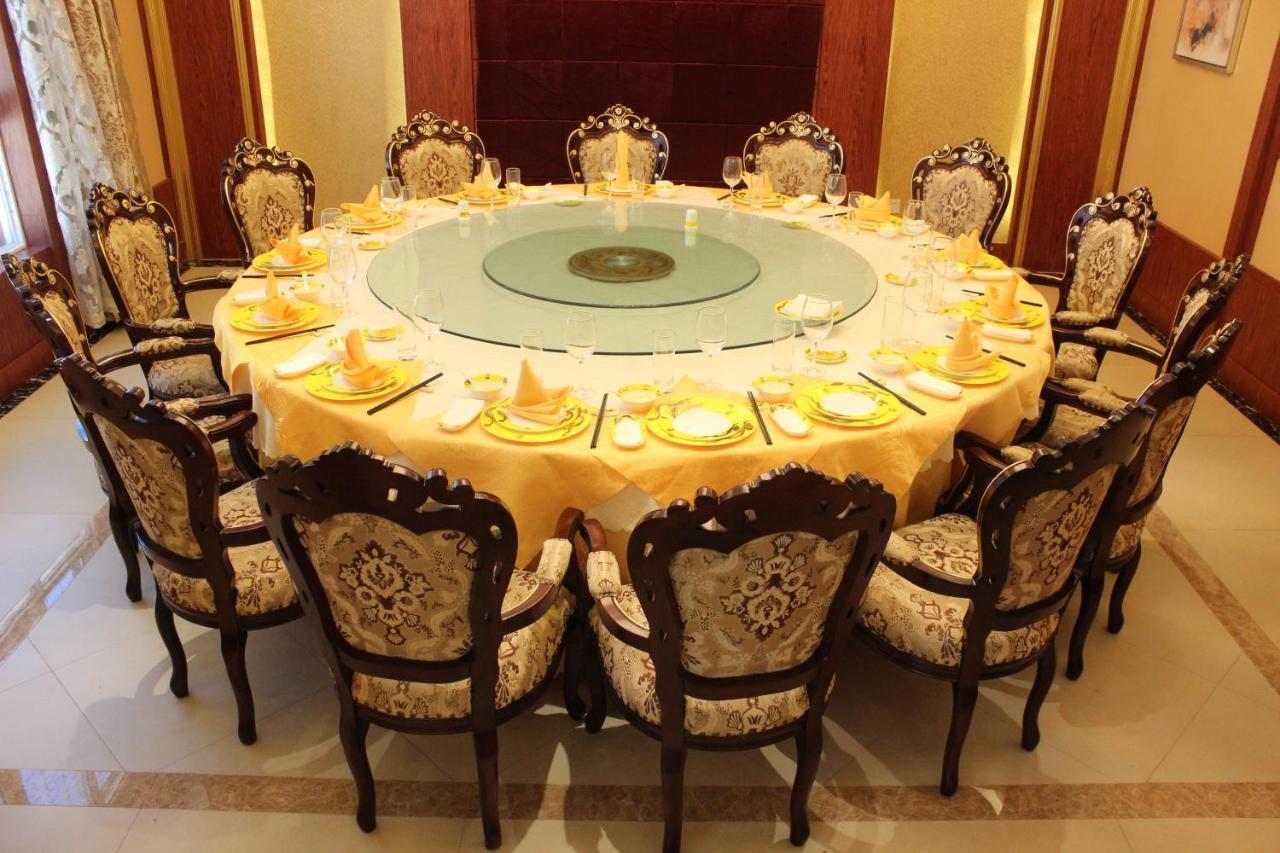 Golden Peacock Resort Hotel بيرا المظهر الخارجي الصورة